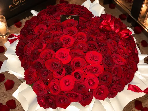 Сердце из роз