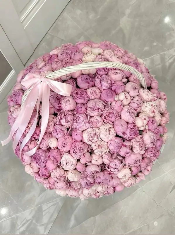 Королевские пионы